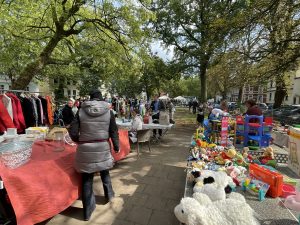 ACHTUNG – Flohmarkt morgen erst um 13:00 Uhr